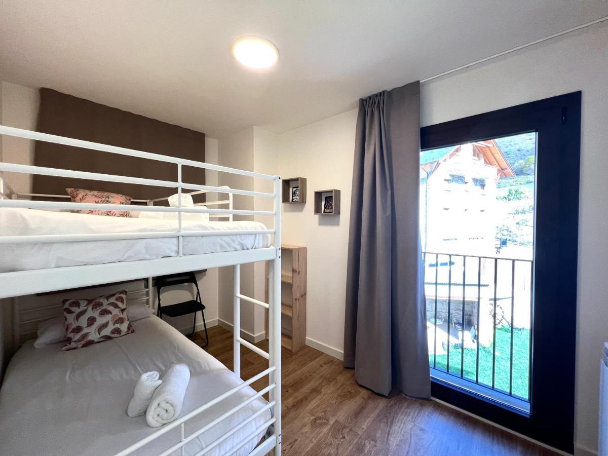 Espot Cowork & Apartments - L'Amfitriona Esterno foto
