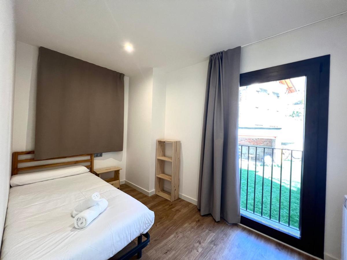 Espot Cowork & Apartments - L'Amfitriona Esterno foto